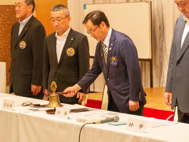 会長L菅沼学のゴングで開会