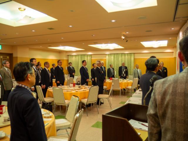 いつもと違う会場での例会