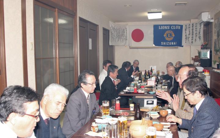 長期皆出席者感謝祭ライガーの様子