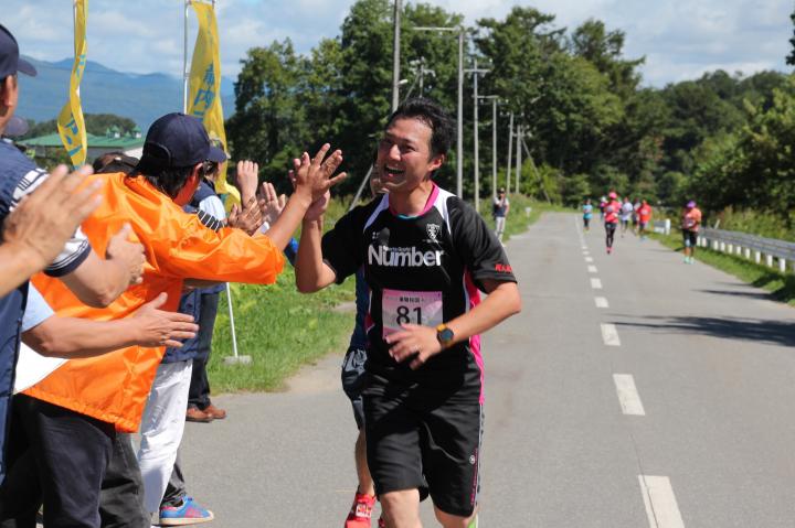 我がクラブのメンバー　[ L.鍋藤 克敏 」　二日酔いを克服して無事折り返して来ました。