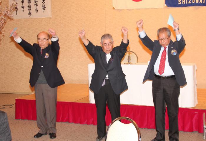 5月の誕生祝い・・・・・　　おめでとうございます。