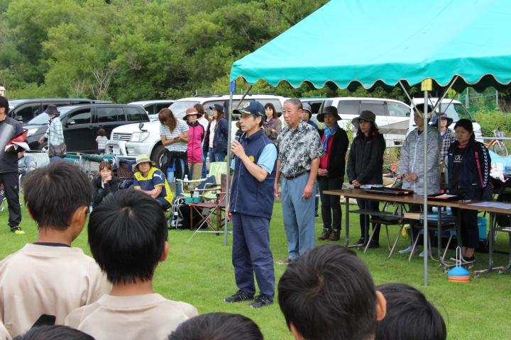 大会長挨拶　静内LC会長　L大坂　博