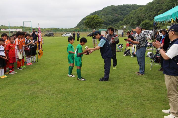 3年生以下の部優勝　えりもサッカー少年団