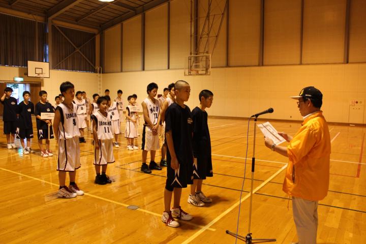 男子の部は、上野幌中学校が優勝した。