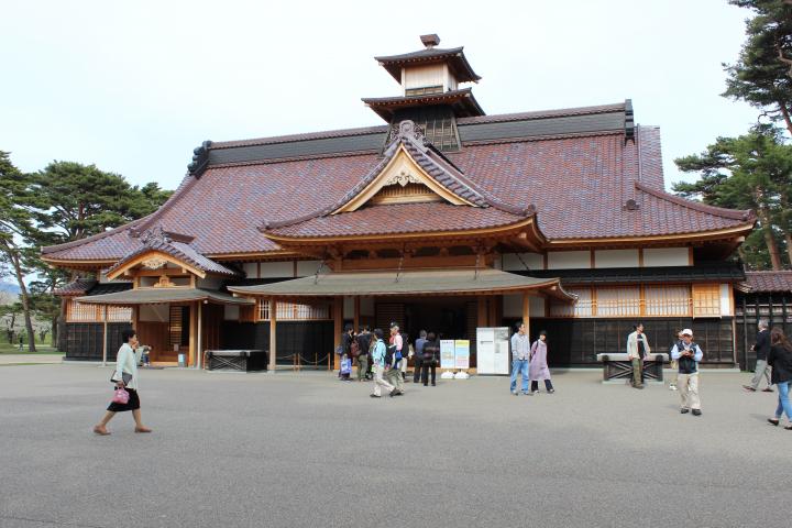 箱館奉行所が、ものの見事に精密に再現され感動を覚えました。