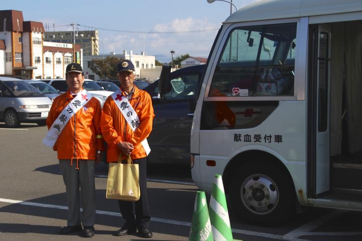 L出口博正とL野村高明。出口組の安全大会の参加者に沢山ご協力頂きました。