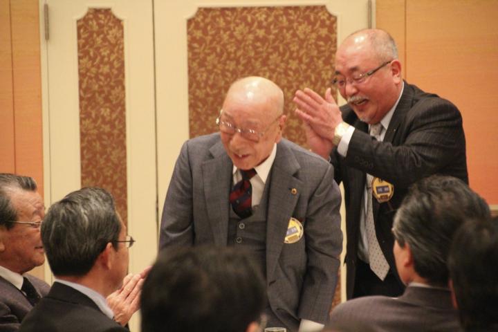 90歳で、入会30周年を迎えたL沼田正男。
