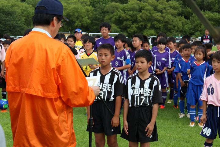 3年生以下の部も高静サッカースポーツ少年団が優勝しました。